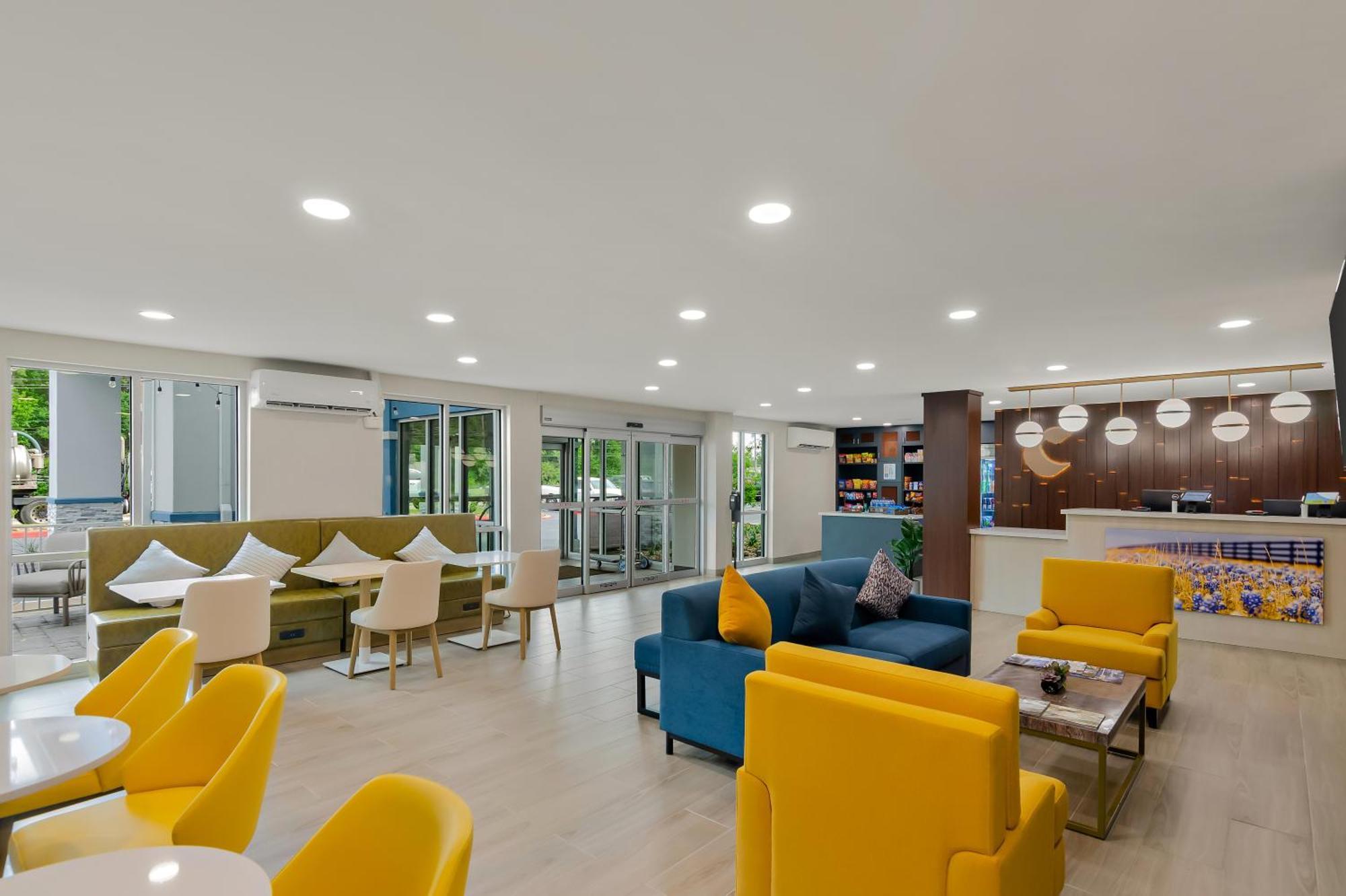 Comfort Inn Conroe Exterior photo